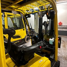 Hyster J2.0XN LWB °°° 4-Rad Elektrostapler