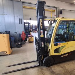 Hyster J1.6XN LWB °°° 4-Rad Elektrostapler