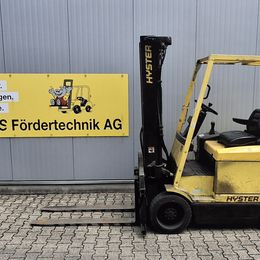 Hyster E3.00XM °°° 4-Rad Elektrostapler
