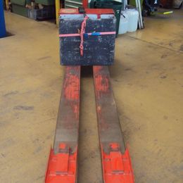 Linde T30 °°° Niederhubwagen