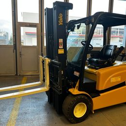 Yale ERP35VL °°° 4-Rad Elektrostapler