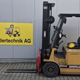 CAT Lift Trucks EP25 °°° 4-Rad Elektrostapler