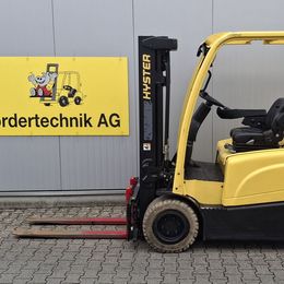 Hyster J2.5XN °°° 4-Rad Elektrostapler